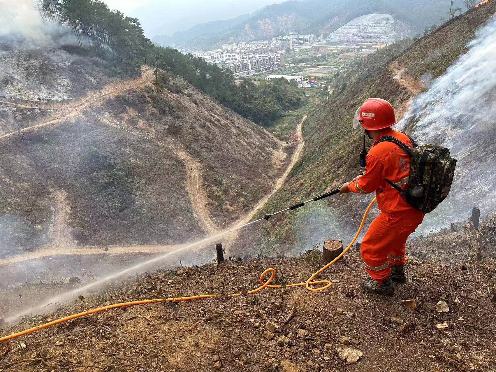 福建金森參加三明市2023年市縣鄉(xiāng)村一體化森林防滅火應急演練 福建金森參加三明市2023年市縣鄉(xiāng)村一體化森林防滅火應急演練